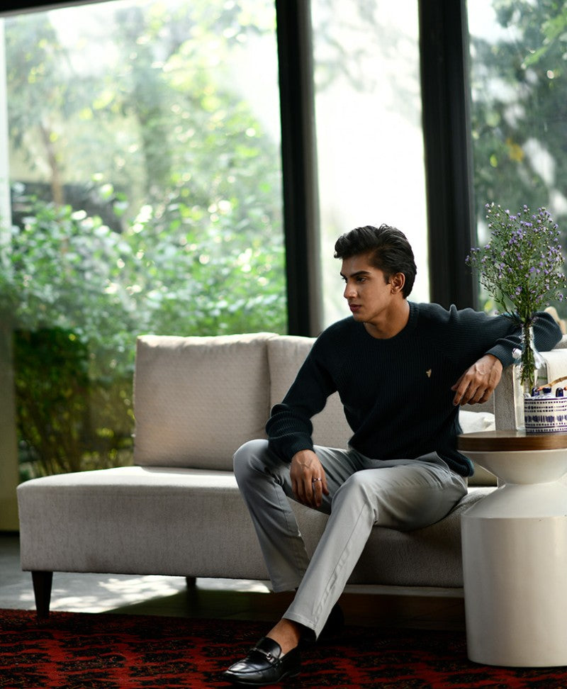 Evo Zone Black Raglan Sweater