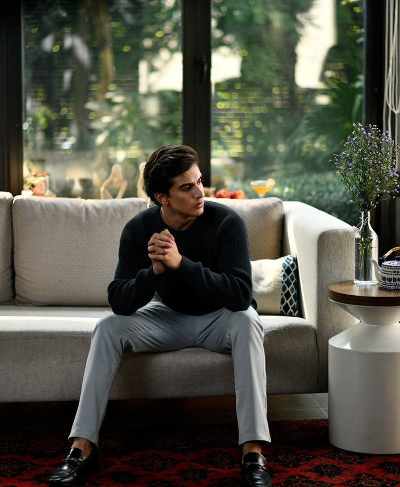 Evo Zone Black Raglan Sweater